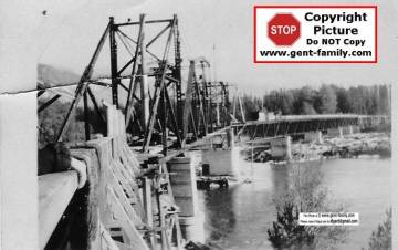 building_of_old_skeena_bridge_terrace.jpg