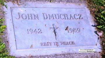 johndmuchaczheadstone.jpg