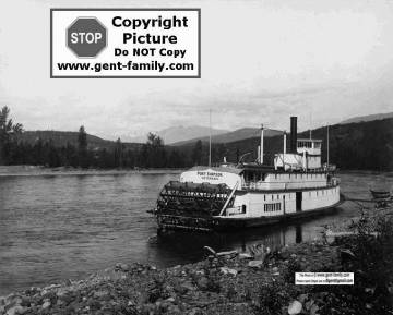 port_simpson_sternwheeler_at_hazelton.jpg