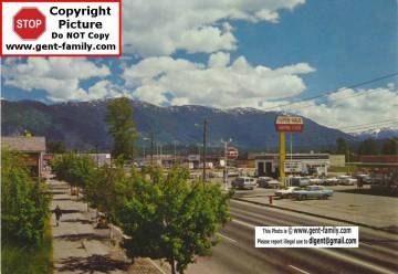 super-valu_shopping_centre_terrace.jpg