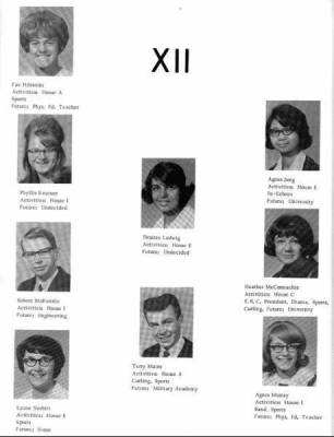 eci_grad_71_.jpg