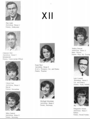 eci_grad_73_.jpg