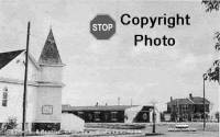 Stirling Baptist Church on left, RC 
Church in middle, and Valleyview School on right, Postcard courtesy Grant Walker, CA